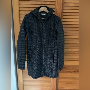 North Face puffer size M